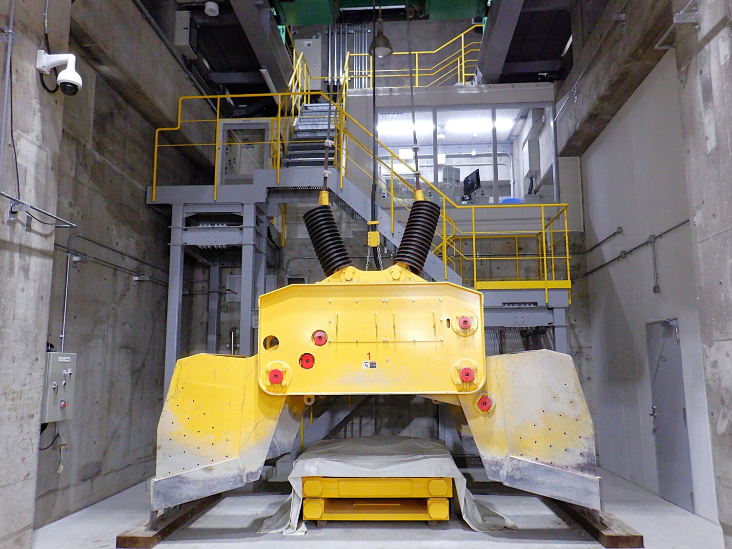 灰/スラグクレーン 写真